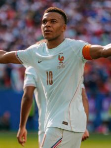 Kylian Mbappé Biography