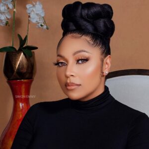 Lola Okoye Biography