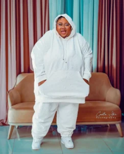 Tessy Diamond Biography